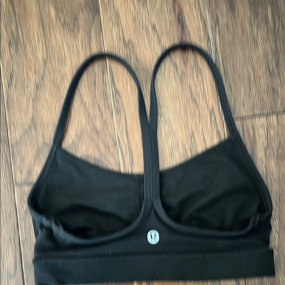 Lululemon Black Racerback Tank-tops and Sports Bra Size Two - Picture 7 of 8
